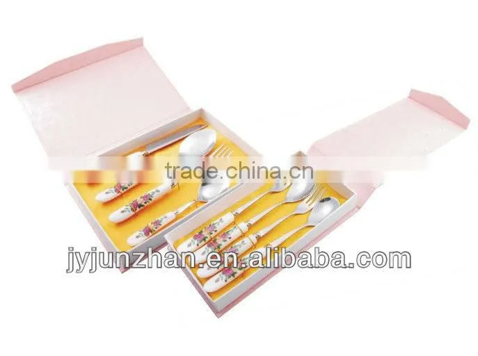 Ceramic spoon sets made by factory and sell by factory directly
