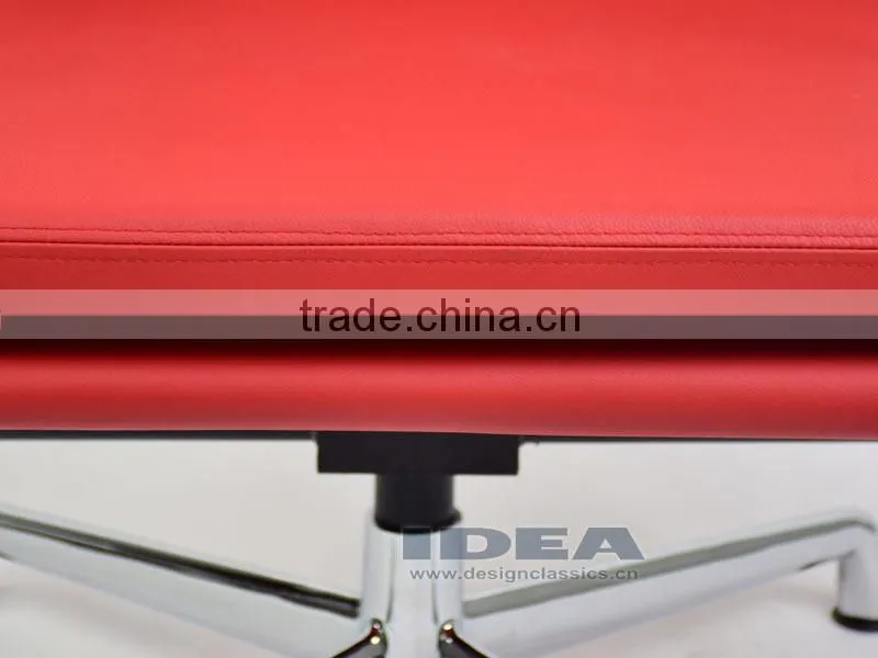 Replica Charles Management Soft Pad Lounge Chair - Red Genuine Leather