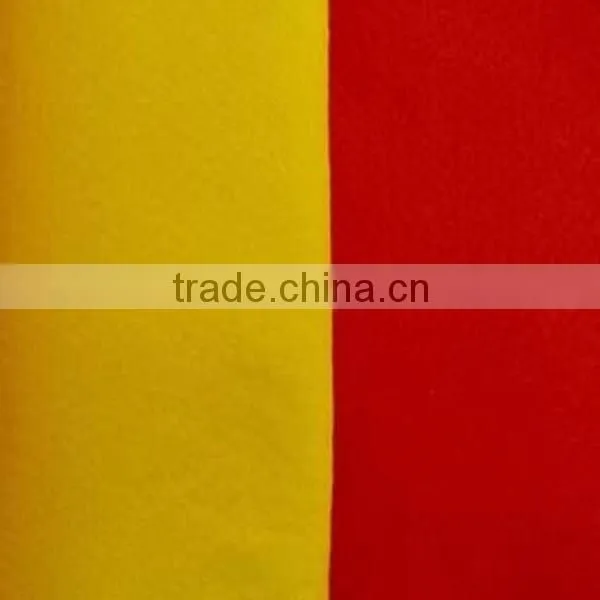 Needle punched nonwoven cleaning cloth (viscose/polyester)