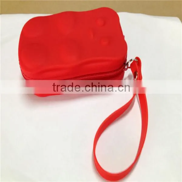Top popular Multi-functional beautiful shape silicon coin bag ,lowest price silicone women wallet