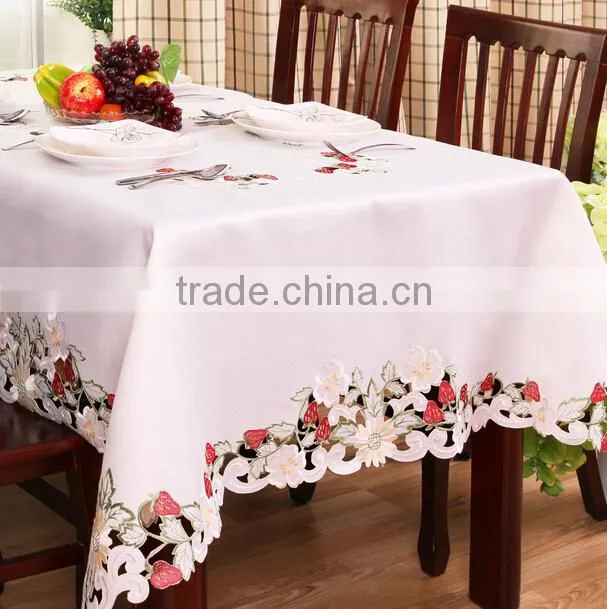 New design cheap polyester flower design embroidery table linen