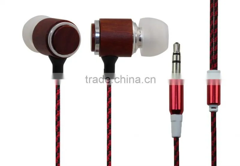Tot High quality Fashion wood earphone Stereo bass Music earphone for MP3 And tablet PC