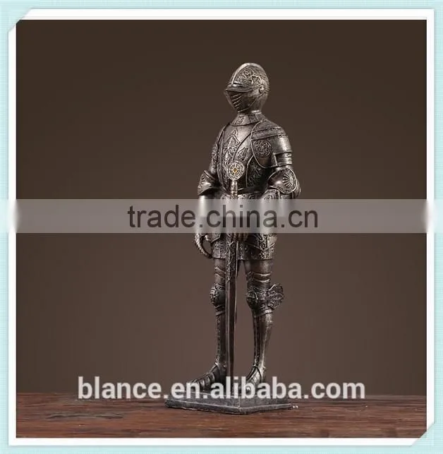 resin Gothic armour knight figurine Gothic armour knight statue for home decoration
