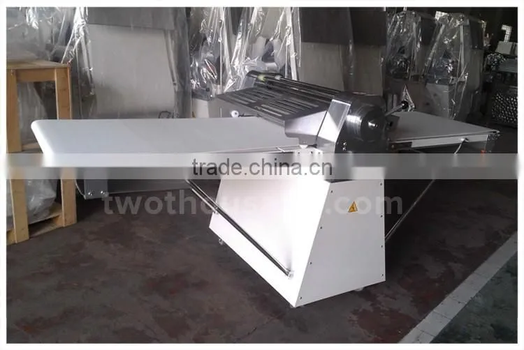 Manual Dough Sheeter - Painted Body, Max Dough Sheet 630*2400 MM, CE, TT-D19B-1