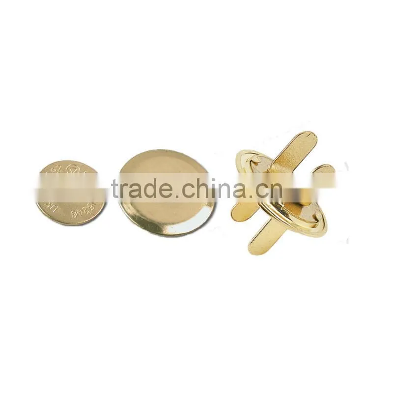 button badge with magnet