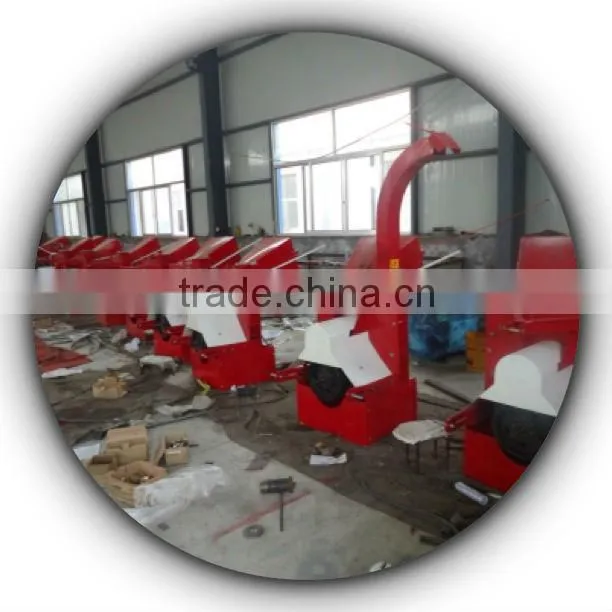 22HP diesel mobile wood chipper machine