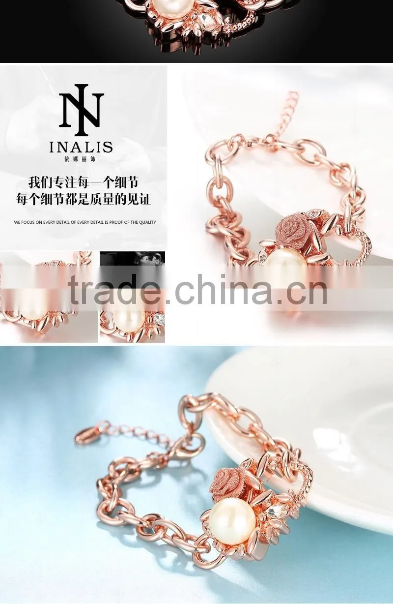 Wholesale woman fashion style charm bracelet