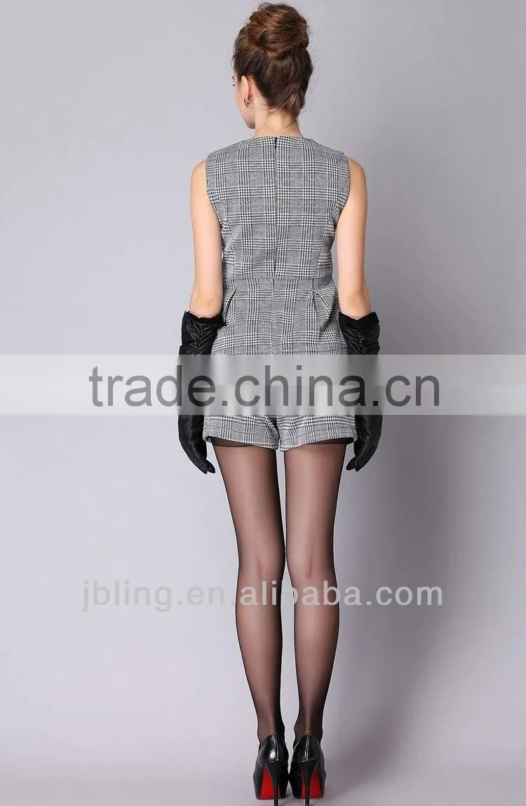 lady's slim sleeveless wear