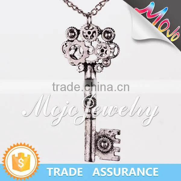 Fashion Handmade Antique Silver Key Pendant Necklace