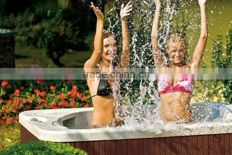 Octagon Outdoor Hot Tub