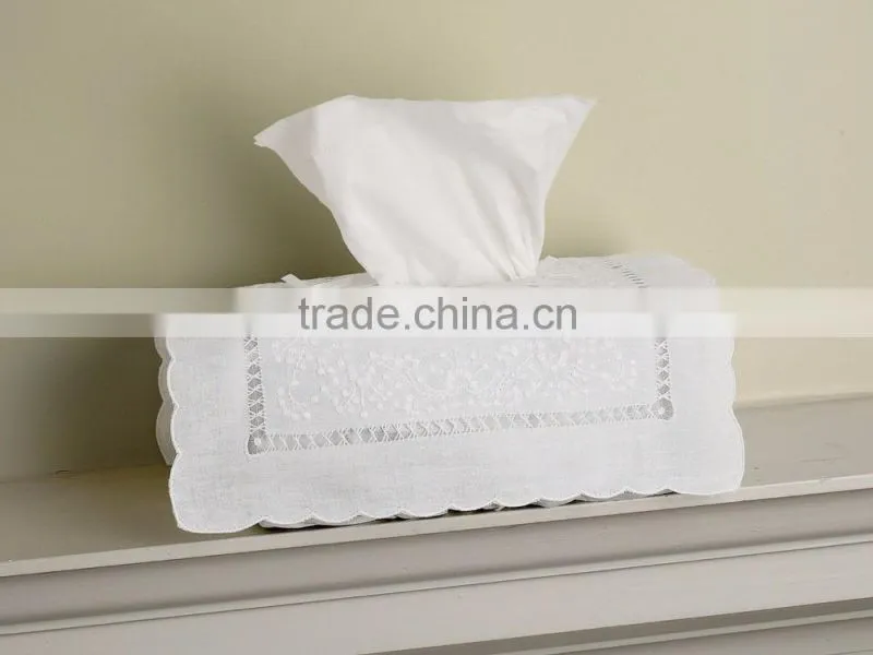 Hand embroidery tissue box cover