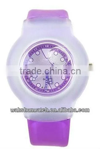 2013 candy color plastic strap cheap custom vogue ladies jelly watch