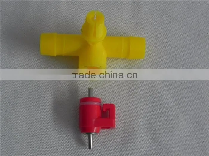 C13 T-junction chicken nipple drinker