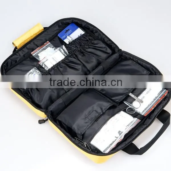 Emergency First Aid Kit Bag for Car 08030