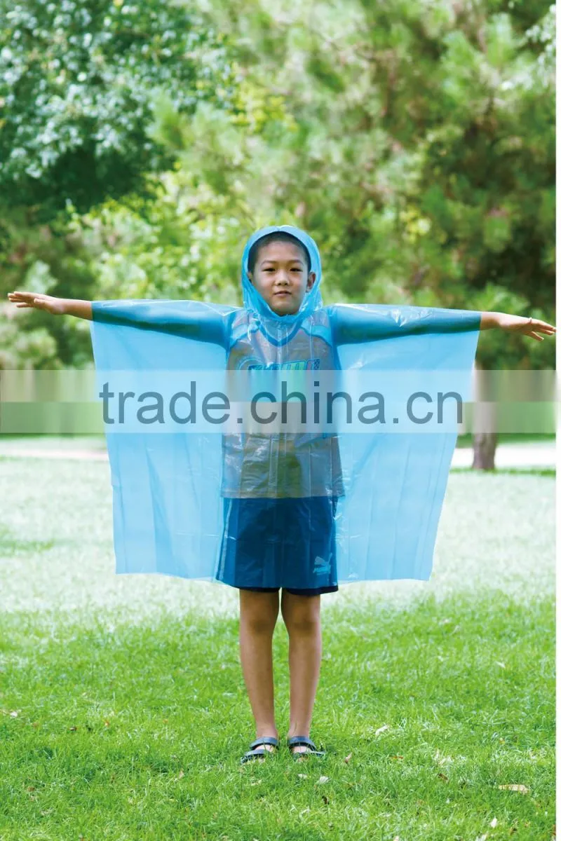Kids customized plastic raincoat rain poncho with logo in the bag
