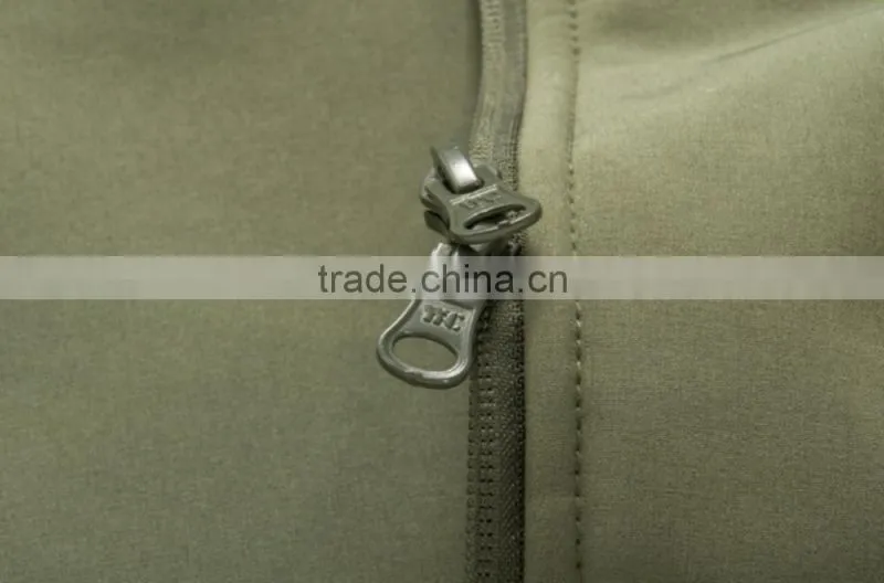 Dark Color Softshell Zipper-up Outdoor OEM Hik ing Climbing Jacket
