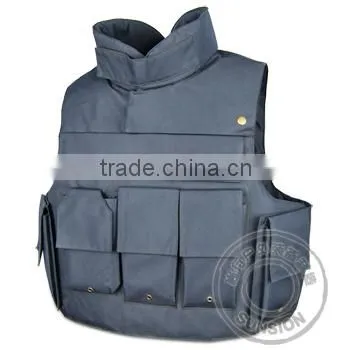 High Quality Tactical Vest adopts1000D high strength Nylon fabric
