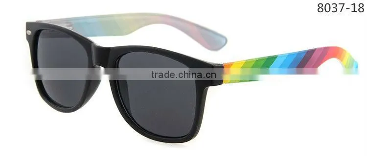Spring hinge Wholesale customization Sun Glasses Rainbow Sunglasses plastic sunglasses