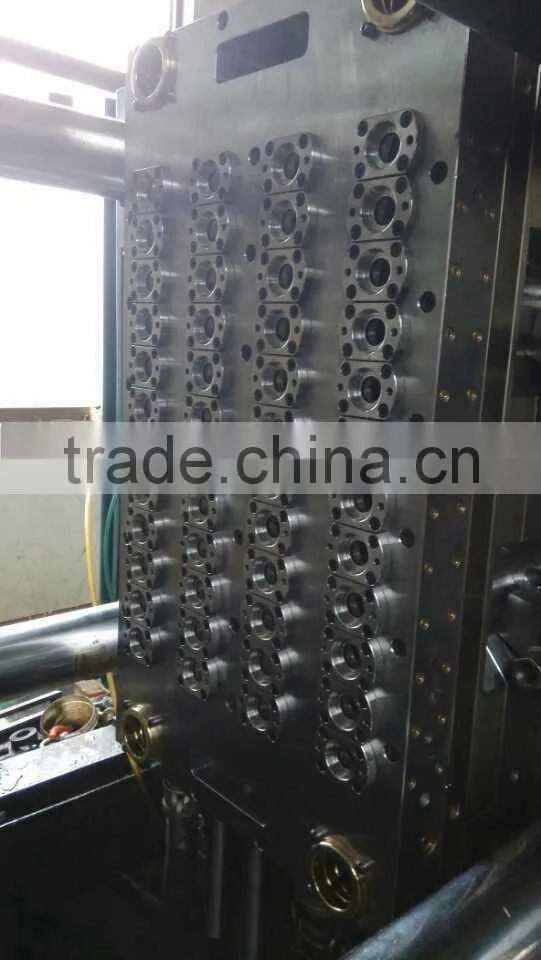 PET 410 ton injection molding machine for preform