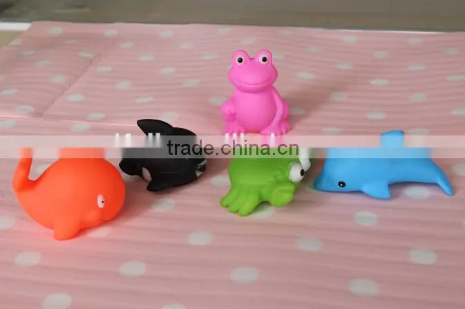 customized cartoon design silicone baby bath toy ,Bath toys wholesale