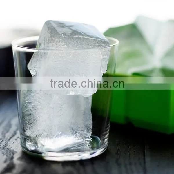 6 square cavity silicone ice cube maker mold for drinking whisky