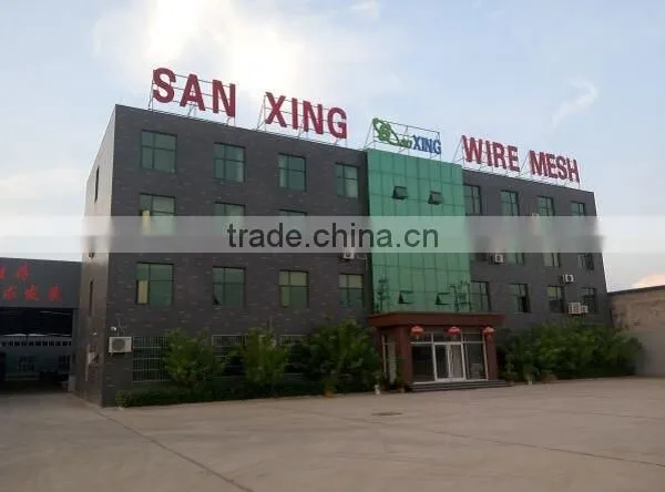 2.4mm*2.0mm high tension farm fencing and wire mesh sheep fence