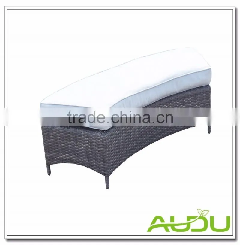 Couple Lovest Double Man half round Wicker rattan lounger