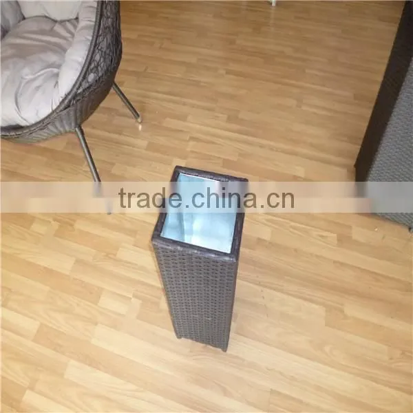 Outdoor PE rattan frame garden flower pot