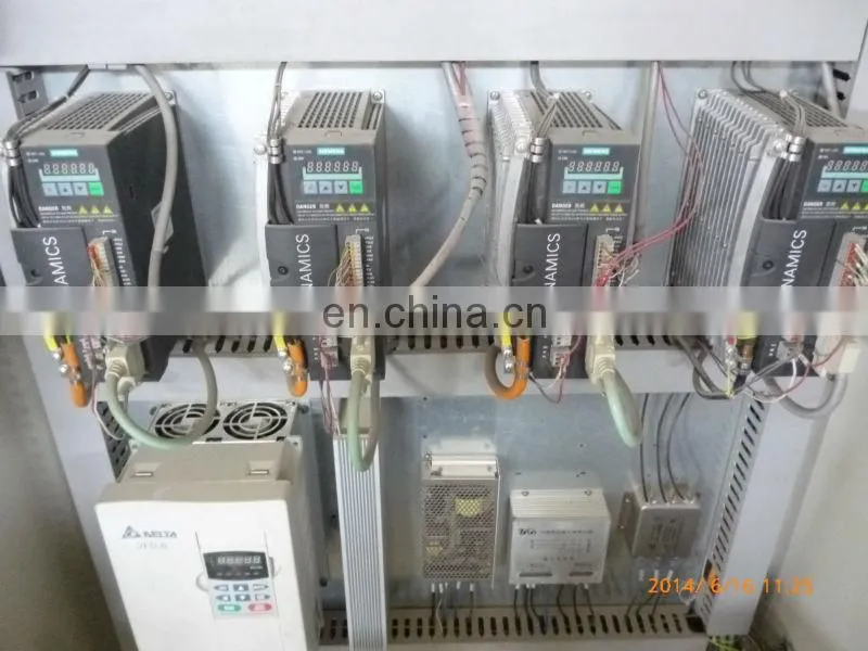Hiwin learn guidel Vacuum table 3d multi head 4 axis cnc machine with dust collector system