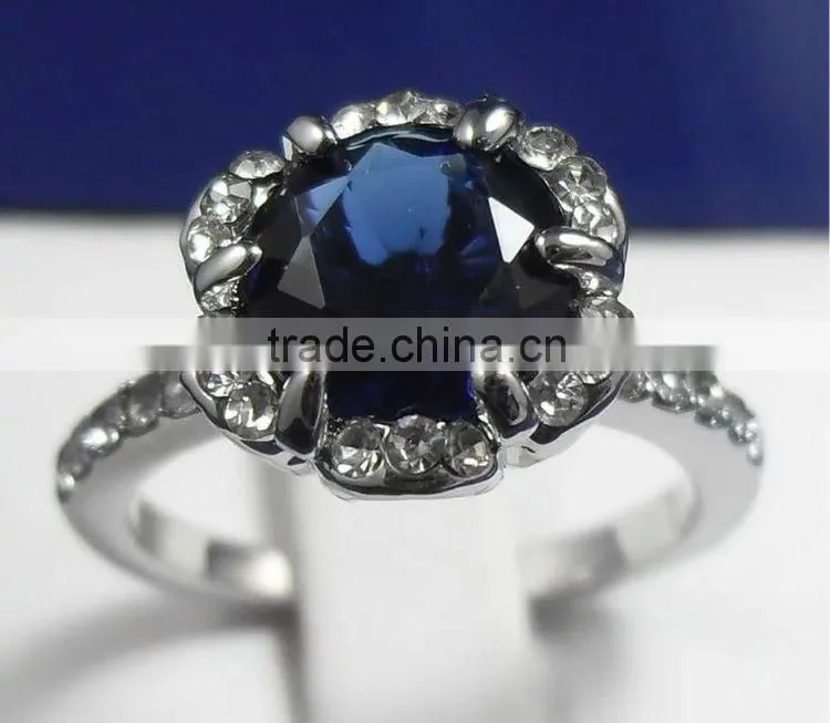 Luxury White Gold Plated Light Blue Zircon And Rhinestones Engagement Ring For Women