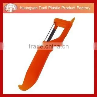 plastic peeler