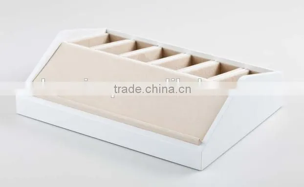 Huge LED stainless steel belt display stand