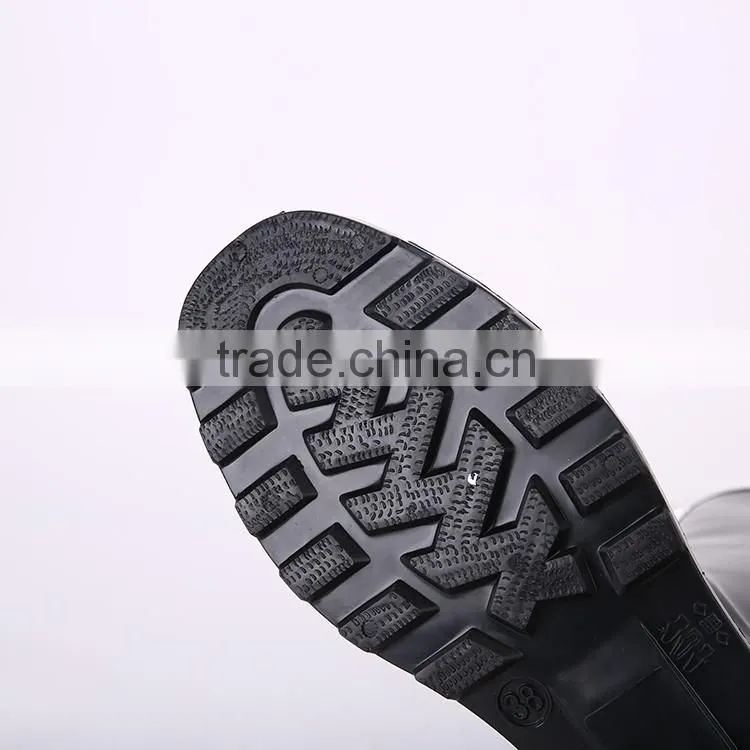 2016 Hot selling cheap black pvc rain boots without steel toe, cheap plastic pvc rain boots