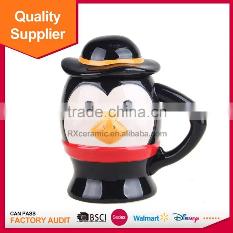 Hot selling 3D funny handle ceramic Christmas milk mug with lid