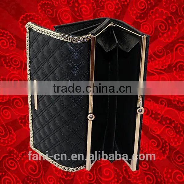 Luxury style high quality leather wallets for lady with chain and hinge design