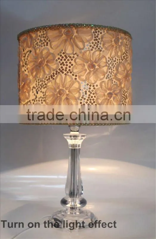 Flower shape table lamp with fabric