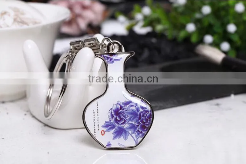 Custom metal hard enamel keychain /blue and white porcelain key chain/Back polishing/gifts