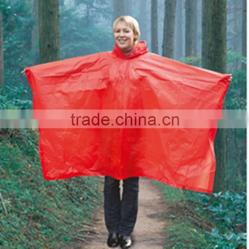 adult plastic rain poncho/raincoat rain poncho/waterproof poncho