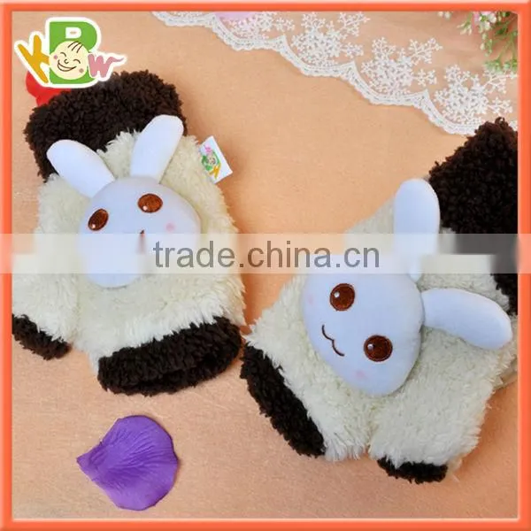 Winter exquisite&cheap stuffed toys anime gloves in china shenzhen OEM