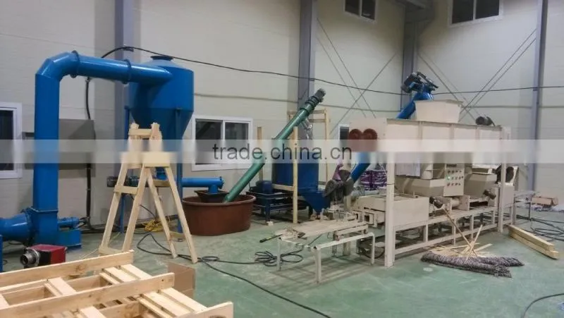 Best price wood sawdust block press machine/wood sawdust block making machine
