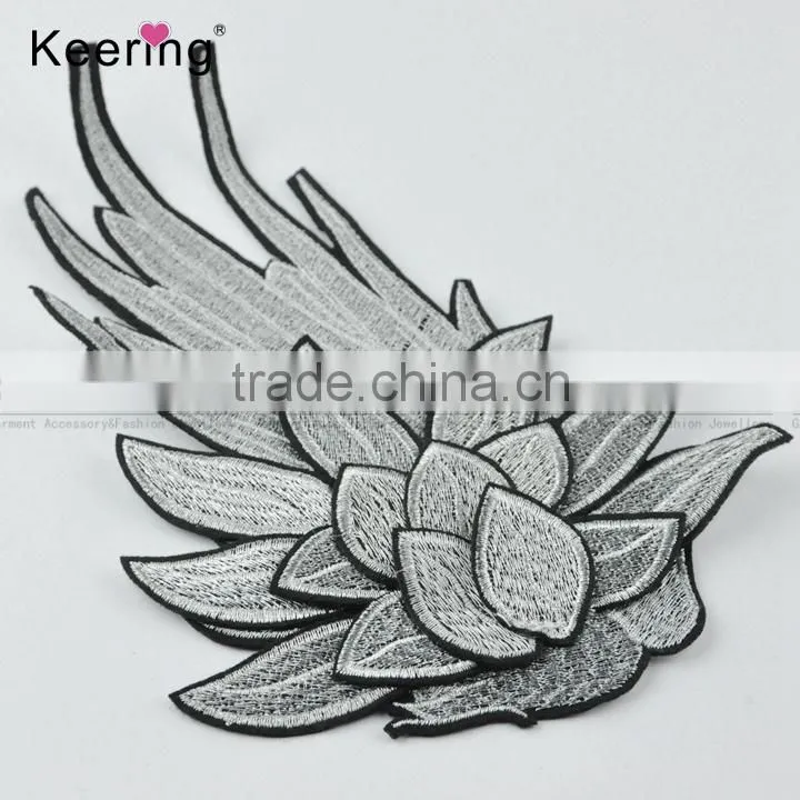 Pretty Lotus Flower Decoration Clothing Embroidery Patch Pair WEF-020
