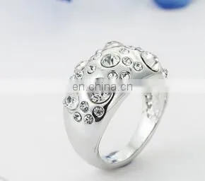 White Gold plated CZ diamond Wedding Rings 7mm women fine Jewelry zirconia crystals Engagement rings top quality alloy ring
