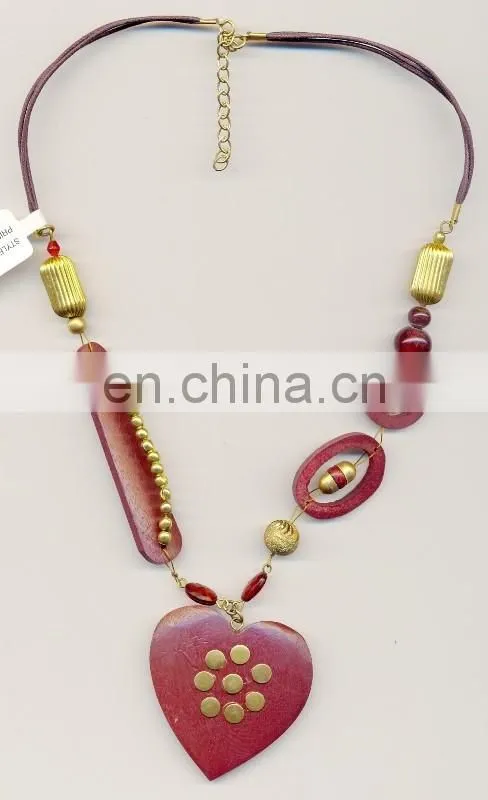 Fashion jewelry matching costume
