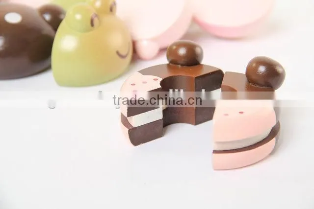 Wooden animal bread, kids kitchen toy for mother garden