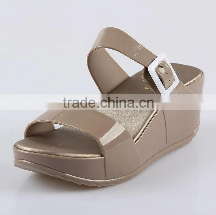 2015 chun xia latest fashion shoes Transparent jelly shoes Ms leisure slippers Women slippers