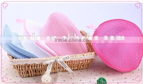 Roda wholesale 100% Polyester sandwishing triangle lingerie washing mesh bag