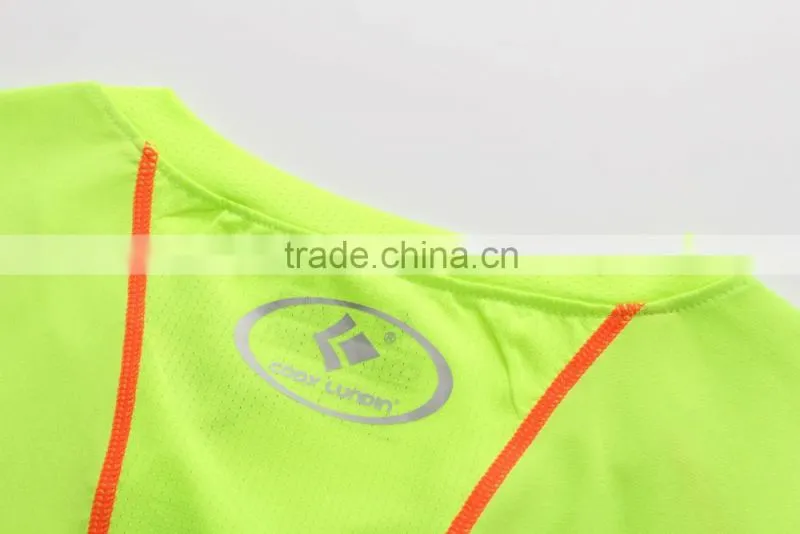 custom fashion comfortable v-neck plain short sleeve compression shirt women 2016