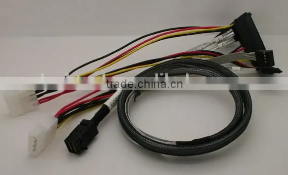 MINI SAS CABLE, Amphenol Mini SAS SFF-8643 host to 4xSAS SFF-8482 hard disk fanout 6Gbps 0.75m
