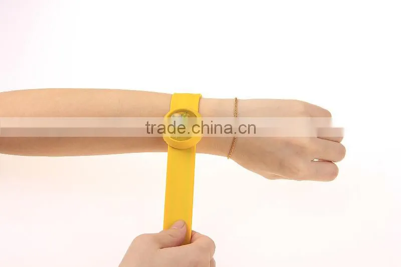 promotional led flash Snap slap watch band