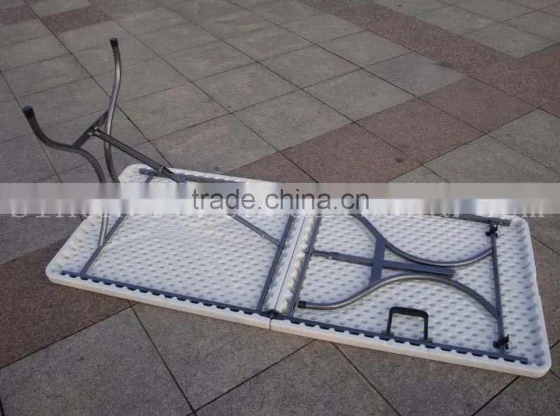 Plastic folding table EK3001